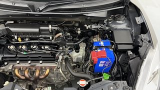Used 2020 Maruti Suzuki Swift [2017-2021] VXI AMT Petrol Automatic engine ENGINE LEFT SIDE VIEW