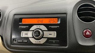 Used 2015 Honda Amaze 1.2 S i-VTEC Petrol Manual top_features Integrated (in-dash) music system