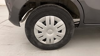 Used 2020 Maruti Suzuki Alto 800 LXi CNG Cng Manual tyres RIGHT REAR TYRE RIM VIEW