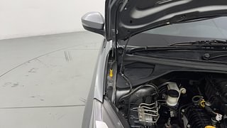 Used 2019 Tata Tiago [2018-2020] XZA+ AMT Petrol Automatic engine ENGINE RIGHT SIDE HINGE & APRON VIEW