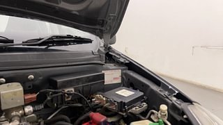 Used 2020 Maruti Suzuki Alto 800 LXi CNG Cng Manual engine ENGINE LEFT SIDE HINGE & APRON VIEW