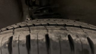 Used 2020 Maruti Suzuki Alto 800 LXi CNG Cng Manual tyres RIGHT FRONT TYRE TREAD VIEW