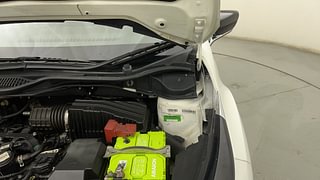 Used 2022 Tata Altroz XZ Plus 1.2 Dual Tone Petrol Manual engine ENGINE LEFT SIDE HINGE & APRON VIEW