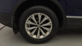 Used 2019 Volkswagen Tiguan Comfortline TDI Diesel Automatic tyres RIGHT REAR TYRE RIM VIEW