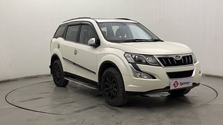 Used 2017 Mahindra XUV500 W10 AT Diesel Automatic exterior RIGHT FRONT CORNER VIEW
