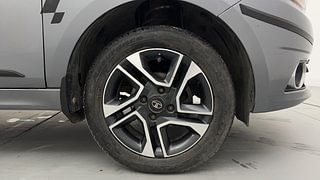 Used 2019 Tata Tiago [2018-2020] XZA+ AMT Petrol Automatic tyres RIGHT FRONT TYRE RIM VIEW