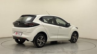 Used 2022 Tata Altroz XZ Plus 1.2 Dual Tone Petrol Manual exterior RIGHT REAR CORNER VIEW
