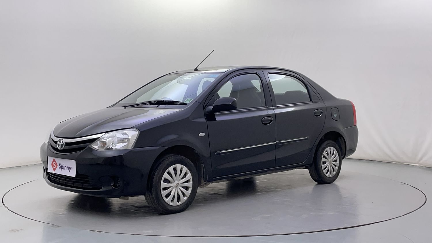 LEFT FRONT CORNER VIEW