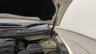 Used 2017 Mahindra XUV500 W10 AT Diesel Automatic engine ENGINE LEFT SIDE HINGE & APRON VIEW