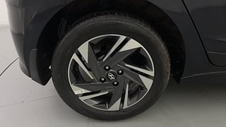 Used 2023 Hyundai New i20 Asta (O) 1.2 MT Petrol Manual tyres RIGHT REAR TYRE RIM VIEW