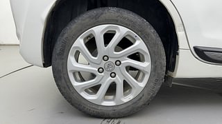 Used 2023 Maruti Suzuki Baleno Zeta AMT Petrol Petrol Automatic tyres RIGHT REAR TYRE RIM VIEW