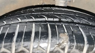 Used 2014 Hyundai Grand i10 Asta 1.2 Kappa VTVT Petrol Manual tyres RIGHT FRONT TYRE TREAD VIEW