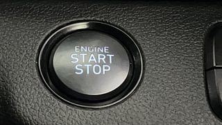 Used 2020 Hyundai Venue SX 1.0 (O) Turbo Petrol Manual top_features Keyless start