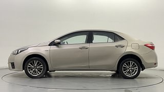 Used 2015 Toyota Corolla Altis GL Petrol Petrol Manual exterior LEFT SIDE VIEW