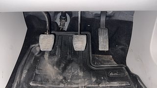 Used 2024 Mahindra XUV 3XO MX3 1.5 Diesel Diesel Manual interior PEDALS VIEW