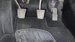 Used 2020 Hyundai Venue SX 1.0 (O) Turbo Petrol Manual interior PEDALS VIEW