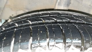 Used 2014 Hyundai Grand i10 Asta 1.2 Kappa VTVT Petrol Manual tyres RIGHT REAR TYRE TREAD VIEW