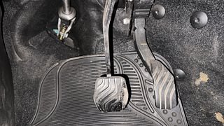 Used 2022 Renault Kiger RXT AMT Petrol Automatic interior PEDALS VIEW