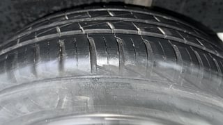 Used 2020 Renault Kwid CLIMBER 1.0 Opt Petrol Manual tyres LEFT REAR TYRE TREAD VIEW