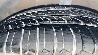 Used 2014 Hyundai Grand i10 Asta 1.2 Kappa VTVT Petrol Manual tyres LEFT FRONT TYRE TREAD VIEW