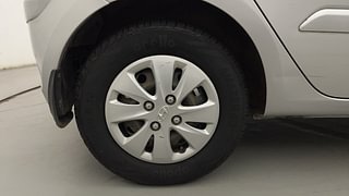 Used 2012 Hyundai i10 Sportz 1.2 Kappa2 Petrol Manual tyres RIGHT REAR TYRE RIM VIEW