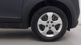 Used 2024 Mahindra XUV 3XO MX3 1.5 Diesel Diesel Manual tyres RIGHT FRONT TYRE RIM VIEW