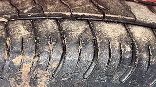 Used 2022 Maruti Suzuki S-Presso VXI Plus Petrol Manual tyres RIGHT FRONT TYRE TREAD VIEW