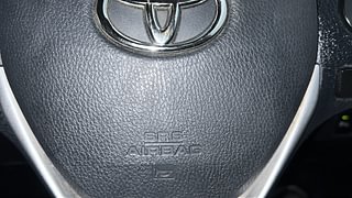 Used 2015 Toyota Corolla Altis GL Petrol Petrol Manual top_features Airbags
