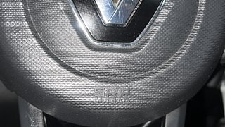 Used 2020 Renault Kwid CLIMBER 1.0 Opt Petrol Manual top_features Airbags