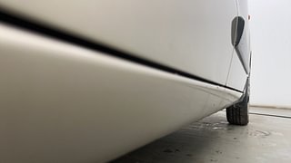 Used 2016 Maruti Suzuki Wagon R 1.0 VXI AMT Petrol Automatic dents MINOR DENT
