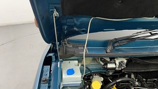 Used 2020 Renault Kwid CLIMBER 1.0 Opt Petrol Manual engine ENGINE RIGHT SIDE HINGE & APRON VIEW