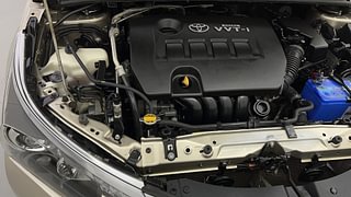 Used 2015 Toyota Corolla Altis GL Petrol Petrol Manual engine ENGINE RIGHT SIDE VIEW