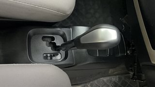 Used 2016 Maruti Suzuki Wagon R 1.0 VXI AMT Petrol Automatic interior GEAR  KNOB VIEW