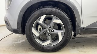 Used 2020 Hyundai Venue SX 1.0 (O) Turbo Petrol Manual tyres LEFT FRONT TYRE RIM VIEW