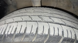 Used 2022 Toyota Urban Cruiser High Grade AT Petrol Automatic tyres RIGHT FRONT TYRE TREAD VIEW