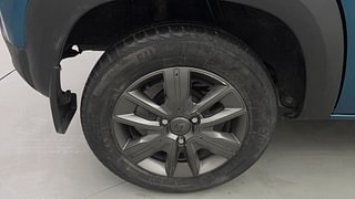 Used 2020 Renault Kwid CLIMBER 1.0 Opt Petrol Manual tyres RIGHT REAR TYRE RIM VIEW