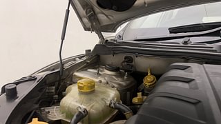 Used 2016 Mahindra XUV500 W6 AT Diesel Automatic engine ENGINE RIGHT SIDE HINGE & APRON VIEW