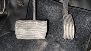 Used 2016 Mahindra XUV500 W6 AT Diesel Automatic interior PEDALS VIEW