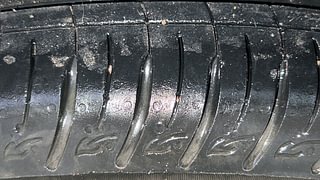 Used 2020 Hyundai Venue SX 1.0 (O) Turbo Petrol Manual tyres LEFT REAR TYRE TREAD VIEW