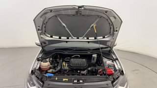 Used 2018 Volkswagen Ameo [2016-2020] 1.0 Trendline Petrol Petrol Manual engine ENGINE & BONNET OPEN FRONT VIEW