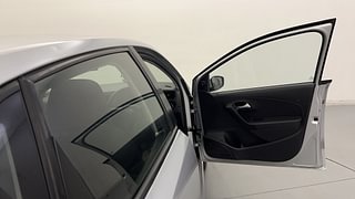 Used 2018 Volkswagen Ameo [2016-2020] 1.0 Trendline Petrol Petrol Manual interior RIGHT FRONT DOOR OPEN VIEW
