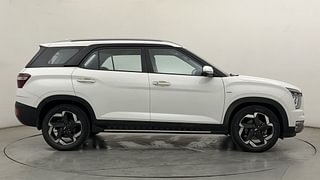 Used 2022 Hyundai Alcazar Signature (O) 7 Seater 1.5 Diesel AT Diesel Automatic exterior RIGHT SIDE VIEW