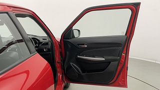 Used 2020 Maruti Suzuki Swift [2017-2021] ZXi AMT Petrol Automatic interior RIGHT FRONT DOOR OPEN VIEW