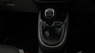 Used 2021 Hyundai Grand i10 Nios Sportz 1.2 Kappa VTVT CNG Cng Manual interior GEAR  KNOB VIEW