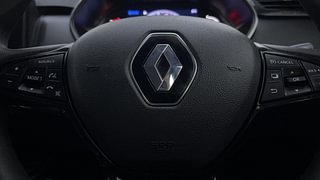 Used 2022 Renault Kiger RXZ Turbo CVT Dual Tone Petrol Automatic top_features Airbags