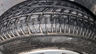Used 2016 Hyundai Elite i20 Magna 1.2 Petrol Manual tyres RIGHT FRONT TYRE TREAD VIEW