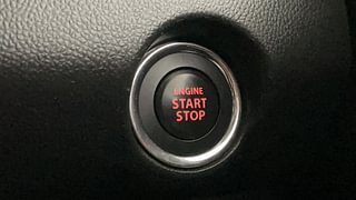 Used 2020 Maruti Suzuki Swift [2017-2021] ZXi AMT Petrol Automatic top_features Keyless start