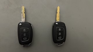 Used 2021 Hyundai Grand i10 Nios Sportz 1.2 Kappa VTVT CNG Petrol+cng Manual extra CAR KEY VIEW