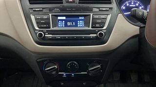 Used 2016 Hyundai Elite i20 Magna 1.2 Petrol Manual interior MUSIC SYSTEM & AC CONTROL VIEW