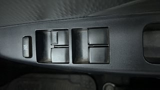 Used 2013 Toyota Etios [2010-2017] G Petrol Manual top_features Power windows